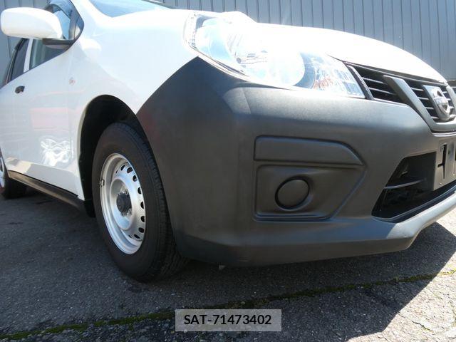Nissan AD VAN 2022-01 7249601-2