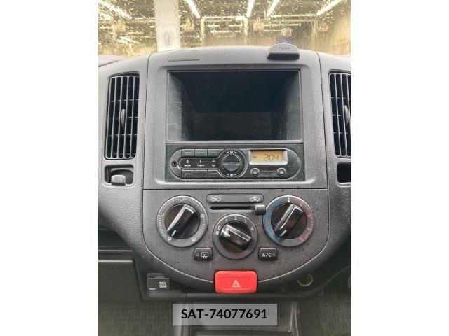 Nissan AD VAN 2017-06 7249597-17