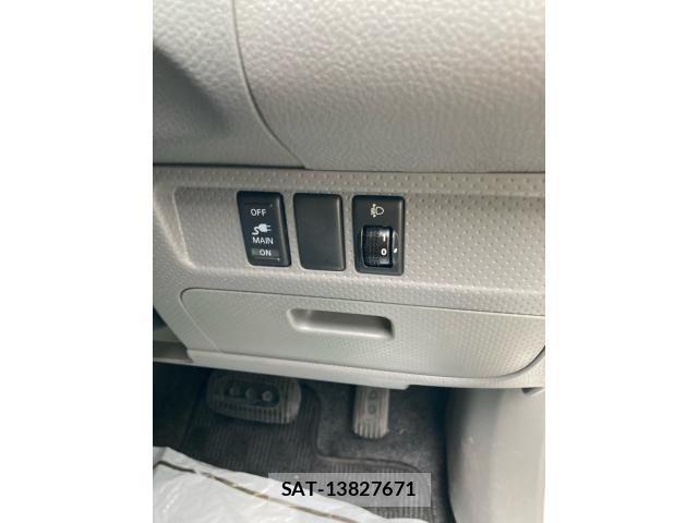 Nissan AD VAN 2012-11 7356612-15