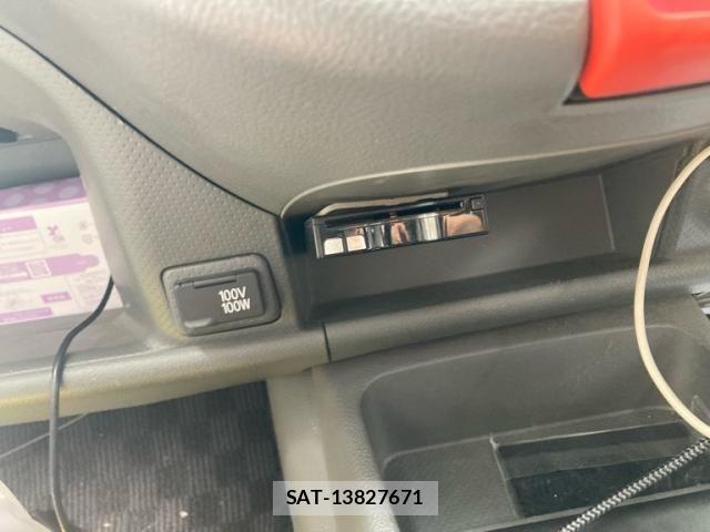 Nissan AD VAN 2012-11 7356612-16