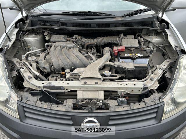 Nissan AD VAN 2015-06 7452572-16