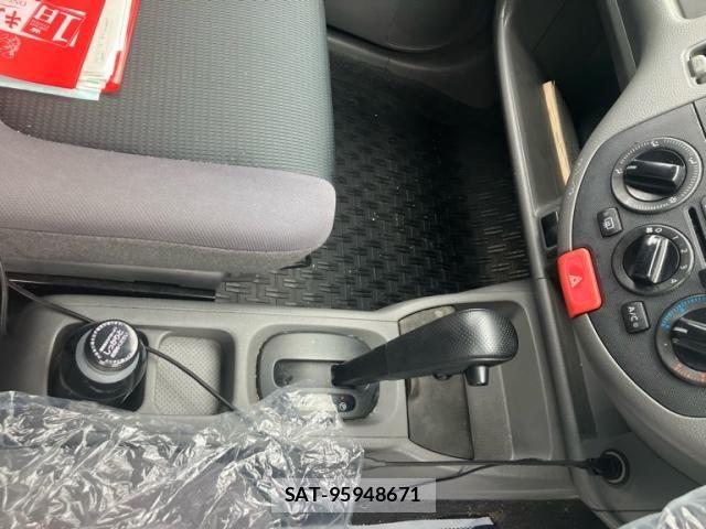 Nissan AD VAN 2007-11 7452575-13