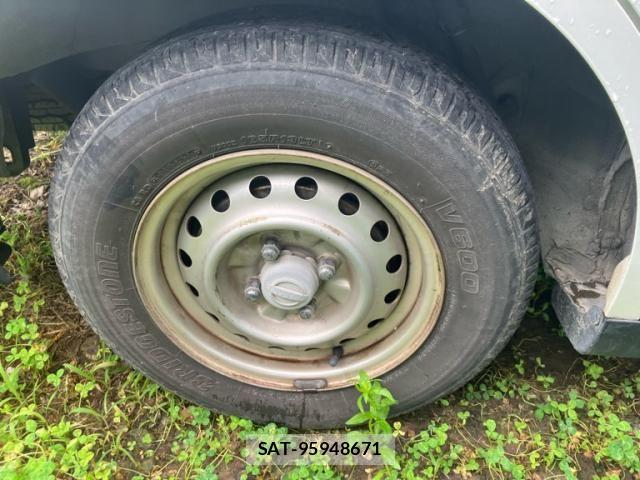 Nissan AD VAN 2007-11 7452575-17