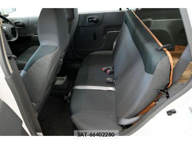 Nissan AD VAN 2012-05 7452573-12
