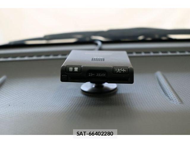Nissan AD VAN 2012-05 7452573-24
