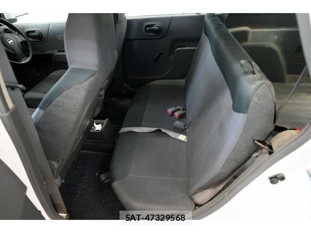 Nissan AD VAN 2011-02 7452574-12