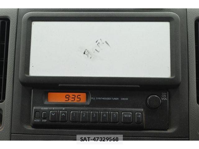 Nissan AD VAN 2011-02 7452574-19