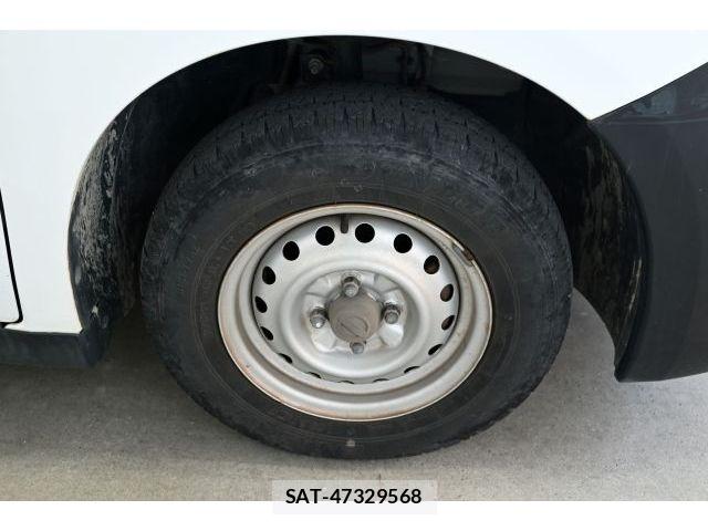 Nissan AD VAN 2011-02 7452574-6