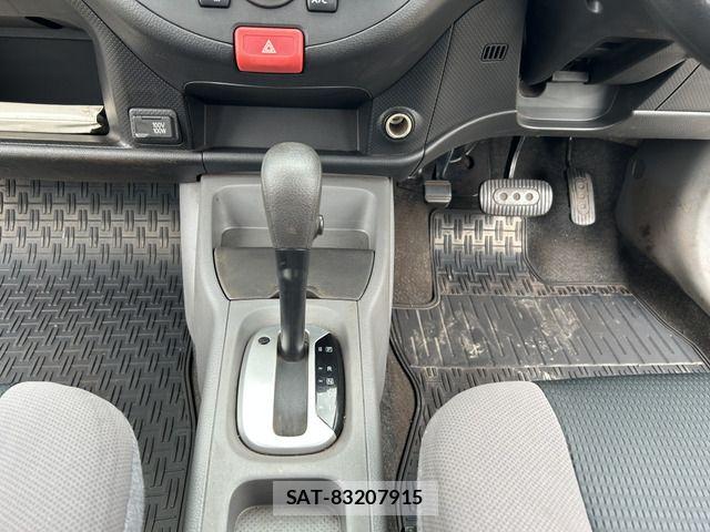 Nissan AD VAN 2015-11 7452571-10