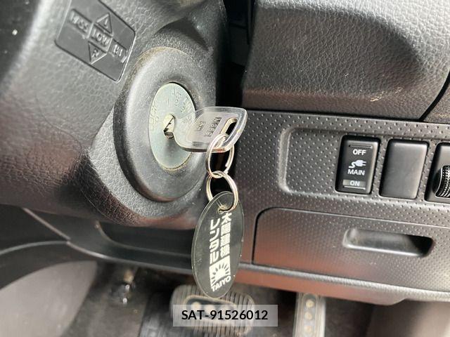 Nissan AD VAN 2014-11 7508027-8