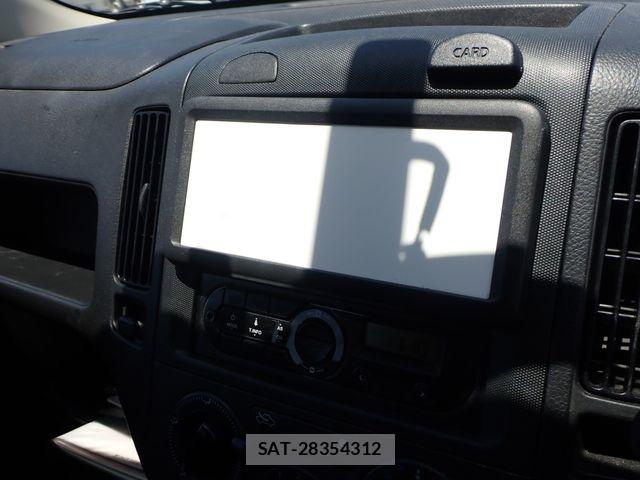 Nissan AD VAN 2016-05 7499292-12