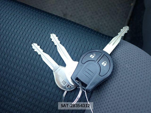 Nissan AD VAN 2016-05 7499292-22