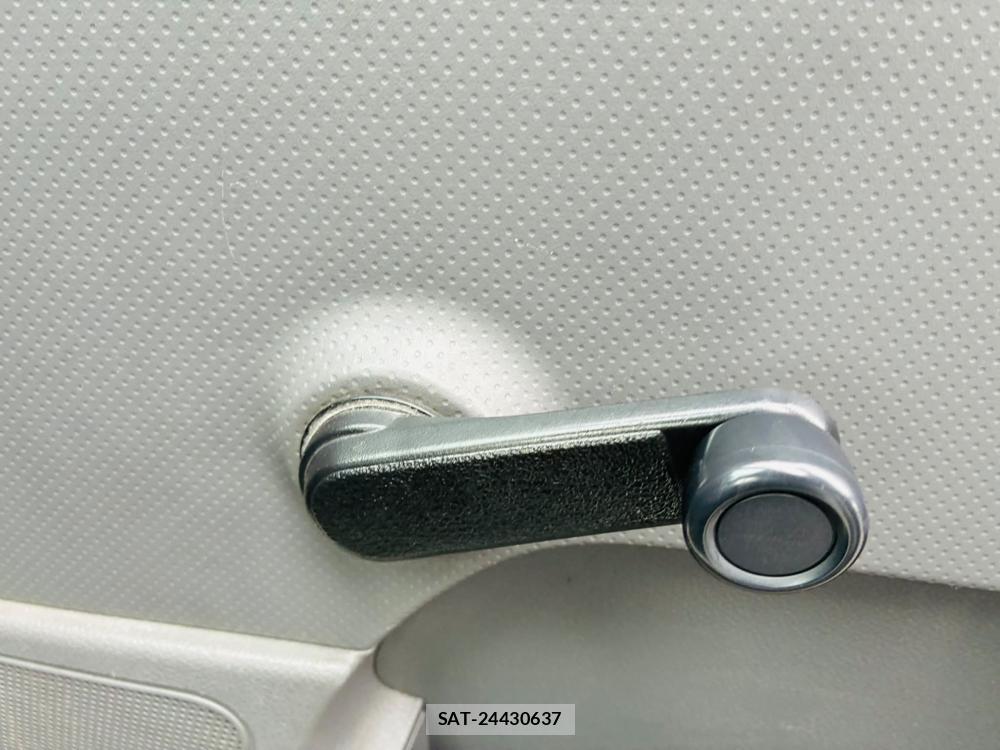 Nissan AD VAN 2012-05 7386619-21