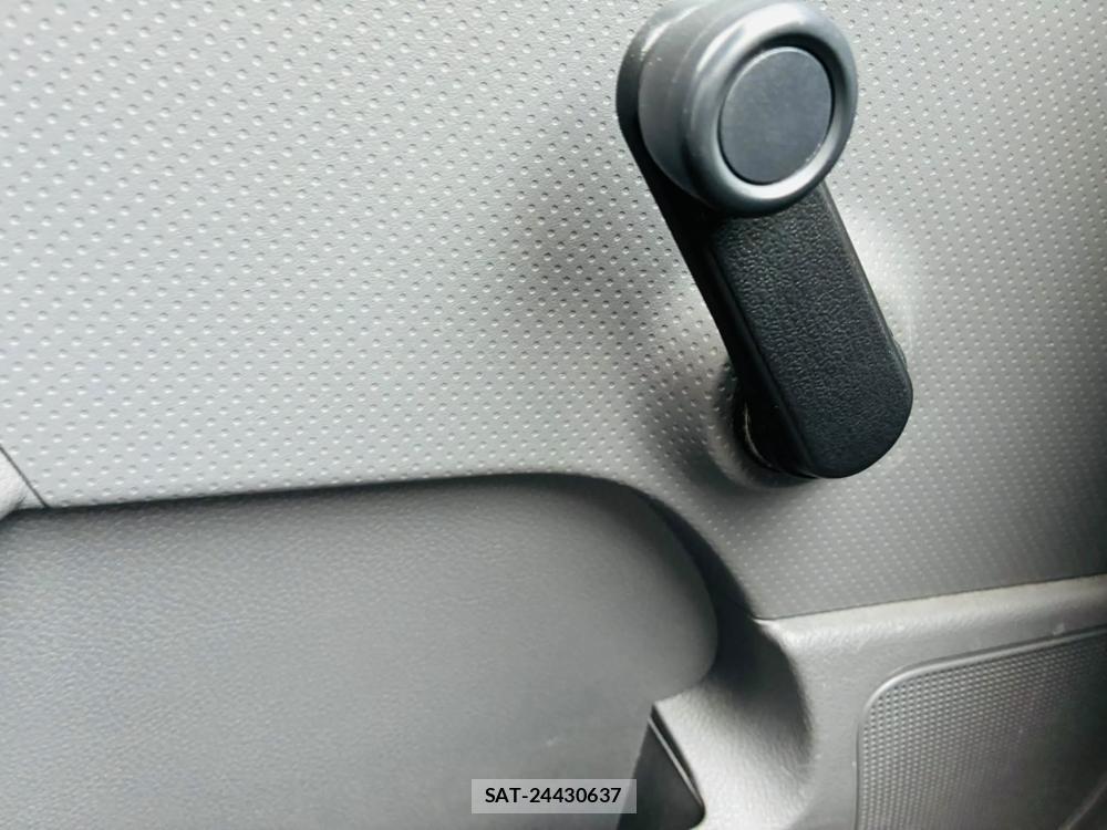 Nissan AD VAN 2012-05 7386619-23