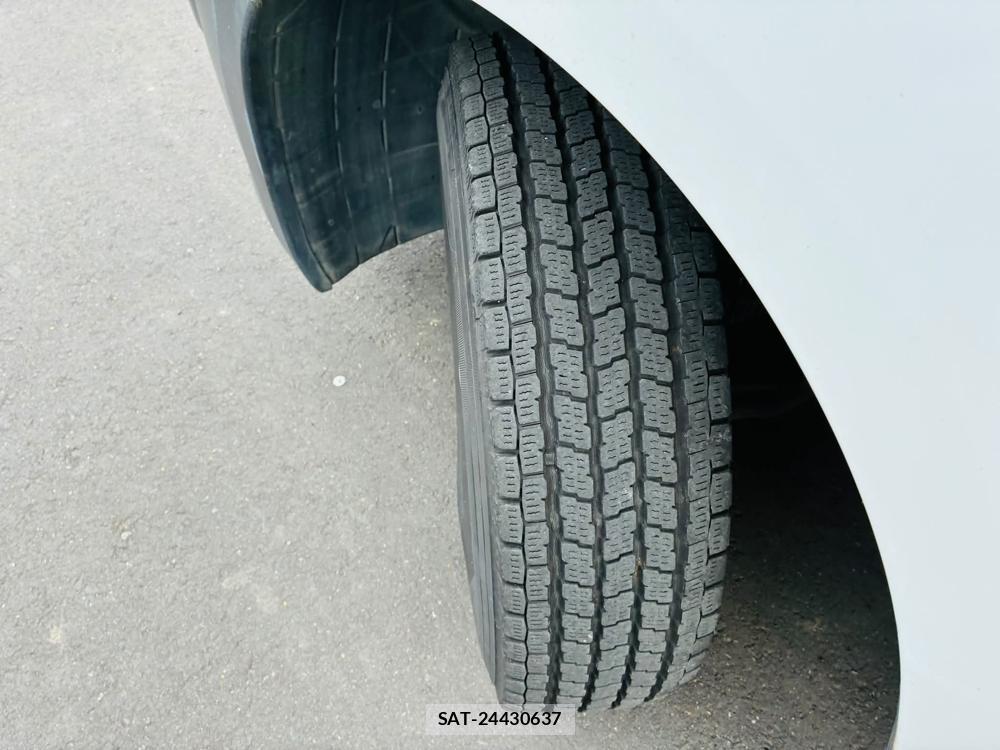 Nissan AD VAN 2012-05 7386619-31