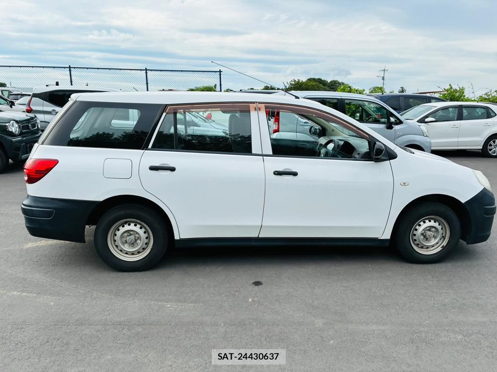 Nissan AD VAN 2012-05 7386619-5