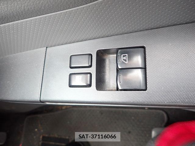Nissan AD VAN 2016-05 7614647-14