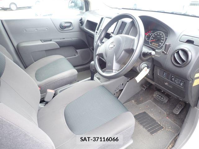 Nissan AD VAN 2016-05 7614647-1