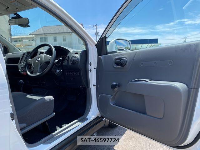 Nissan AD VAN 2024-07 7875069-13