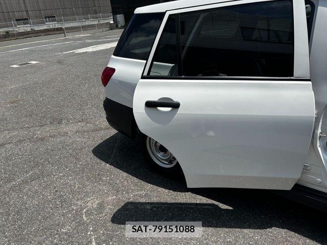 Nissan AD VAN 2023-07 8072652-15