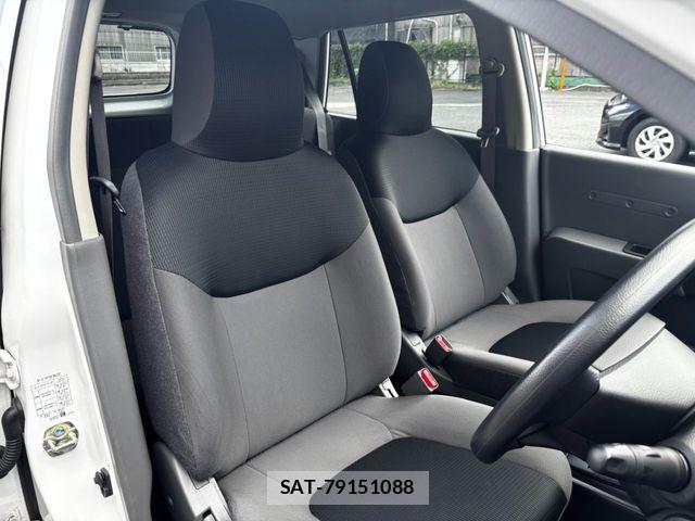 Nissan AD VAN 2023-07 8072652-3