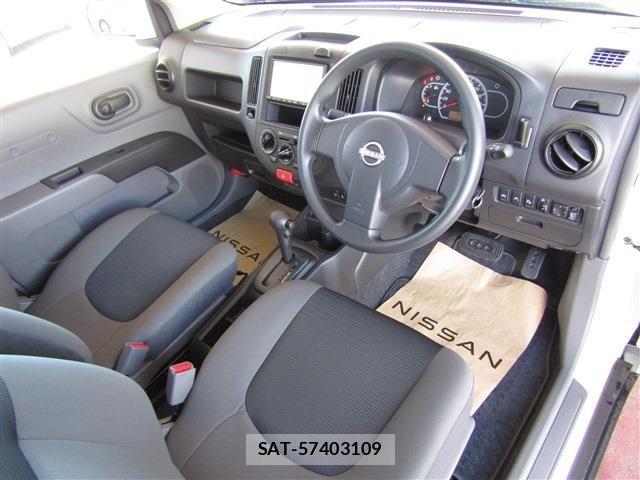Nissan AD VAN 2025-05 8097711-25
