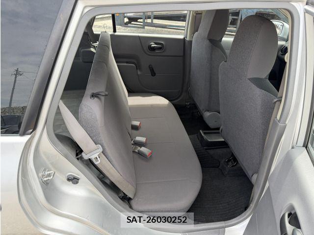 Nissan AD VAN 2022-04 8157733-12