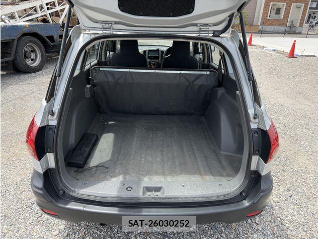 Nissan AD VAN 2022-04 8157733-14
