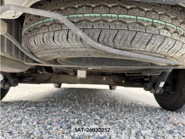 Nissan AD VAN 2022-04 8157733-15