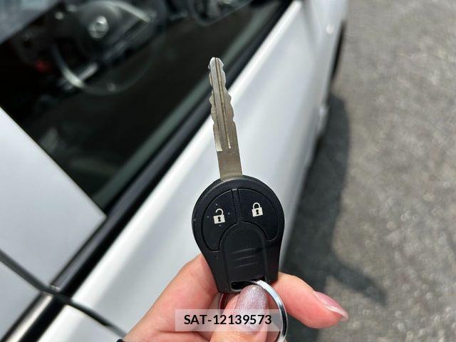 Nissan AD VAN 2023-07 8157734-3