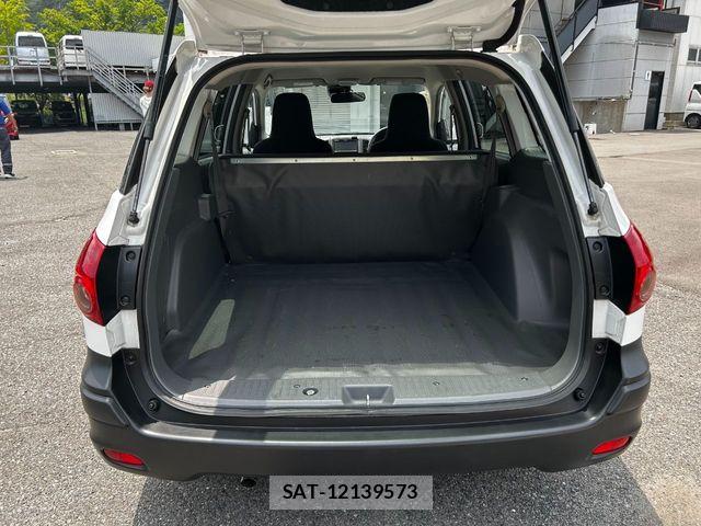 Nissan AD VAN 2023-07 8157734-4