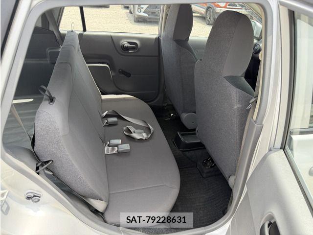 Nissan AD VAN 2022-04 8206039-12