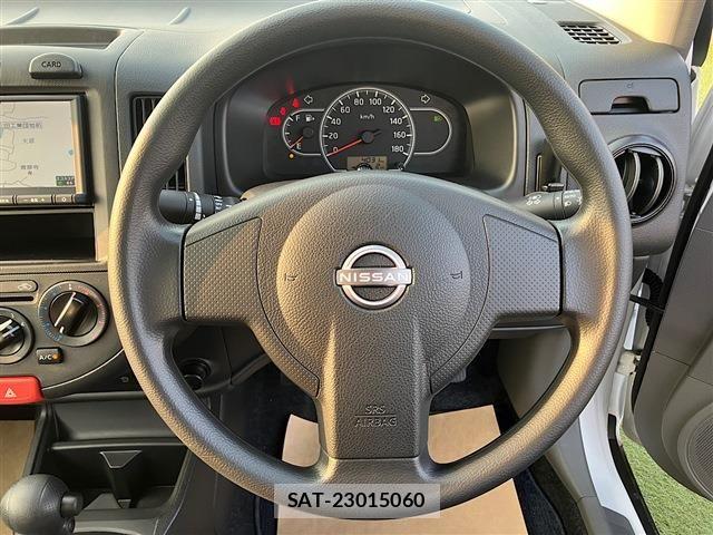 Nissan AD VAN 2025-05 8206034-28