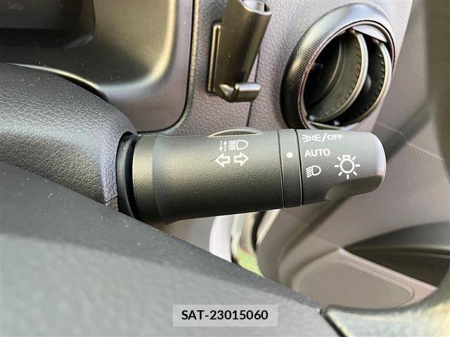 Nissan AD VAN 2025-05 8206034-29