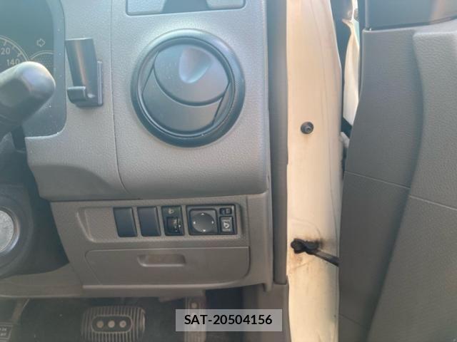 Nissan AD VAN 2010-08 8228648-14
