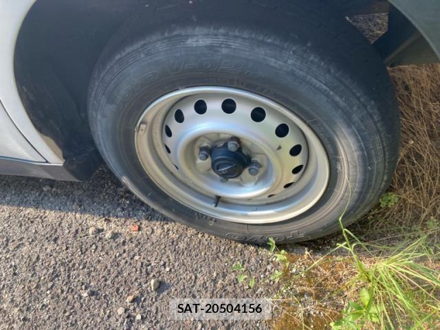 Nissan AD VAN 2010-08 8228648-4