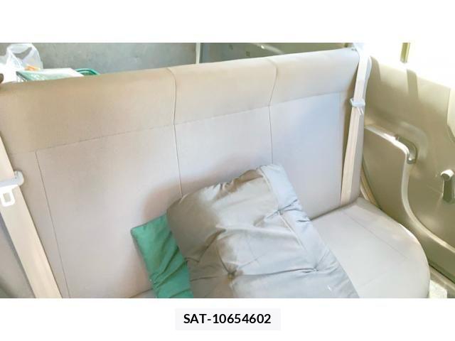 Nissan AD VAN 2015-02 8312570-12