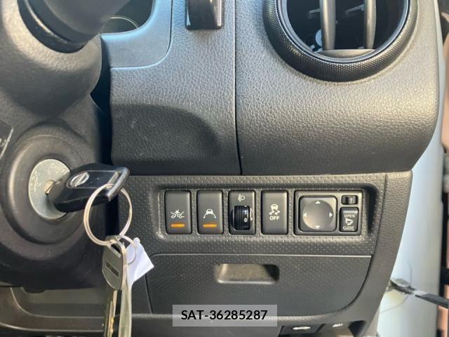 Nissan AD VAN 2017-06 8522887-20