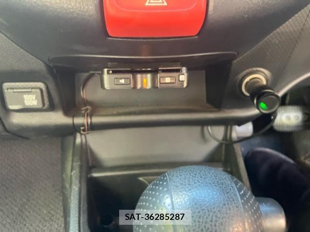 Nissan AD VAN 2017-06 8522887-27