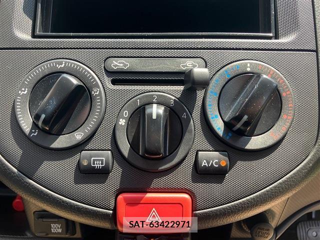 Nissan AD VAN 2016-05 8560879-20