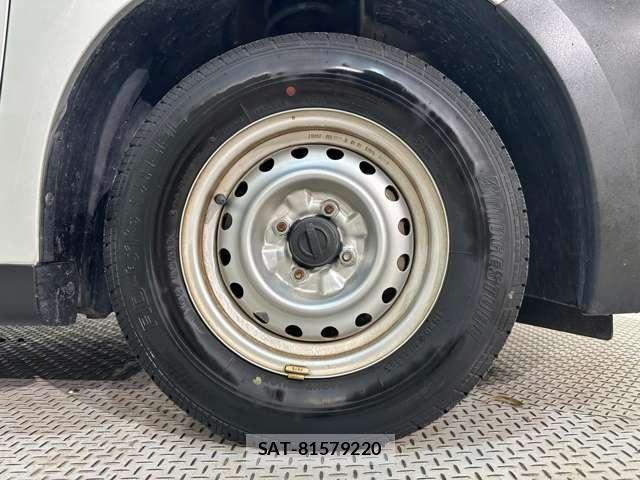 Nissan AD VAN 2021-07 8625589-28
