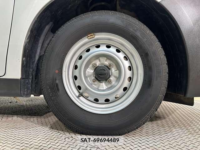 Nissan AD VAN 2021-07 8625592-28