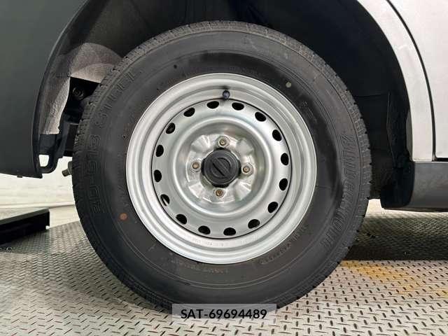 Nissan AD VAN 2021-07 8625592-29
