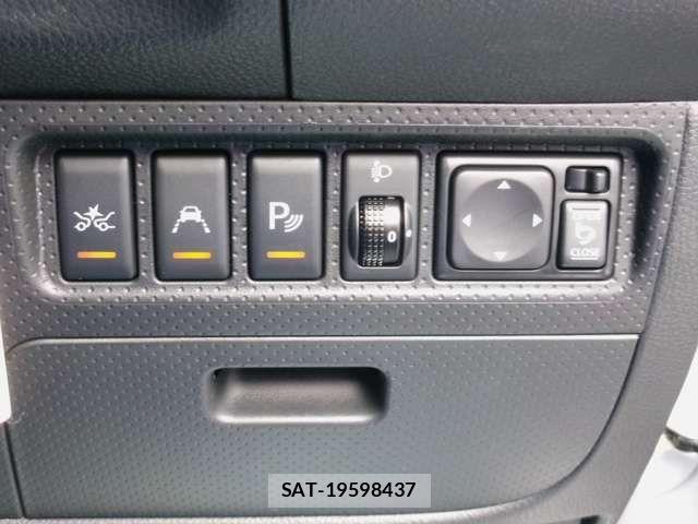 Nissan AD VAN 2024-10 8657360-8