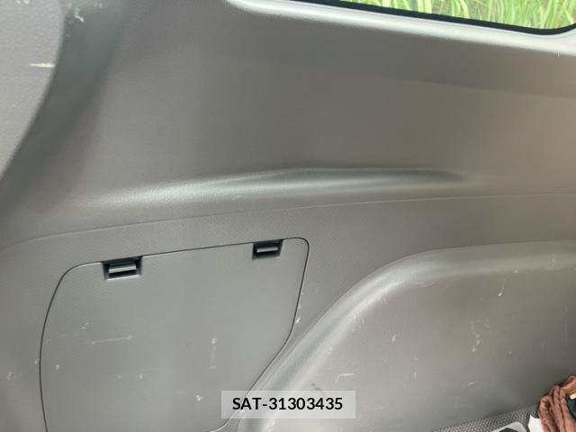 Nissan AD VAN 2016-05 8657368-21