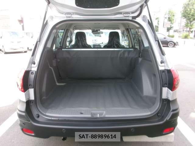 Nissan AD VAN 2024-10 8657349-9