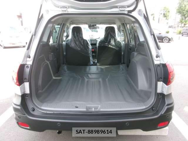Nissan AD VAN 2024-10 8657349-10