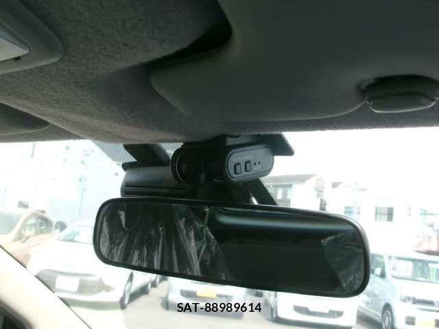 Nissan AD VAN 2024-10 8657349-16