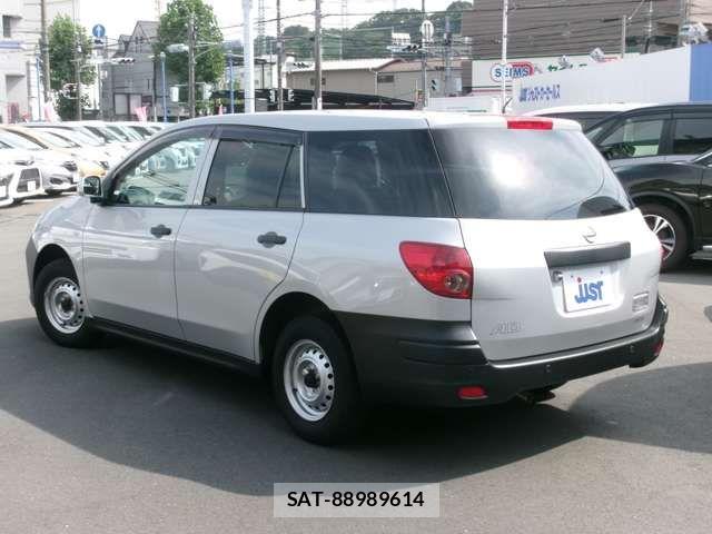 Nissan AD VAN 2024-10 8657349-1