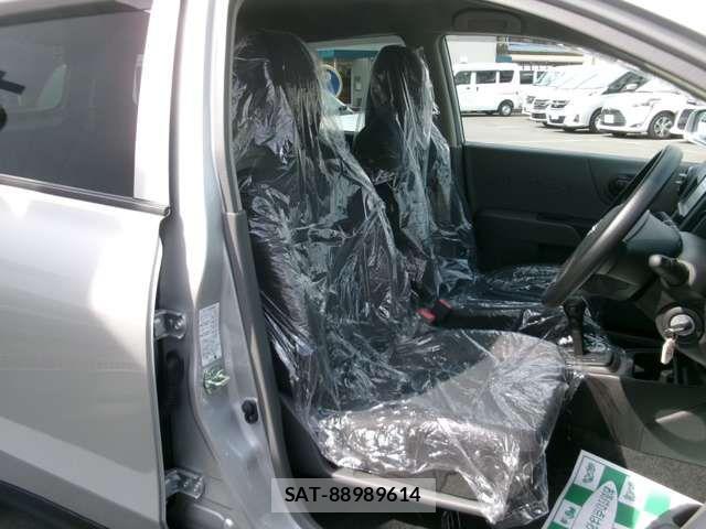 Nissan AD VAN 2024-10 8657349-7